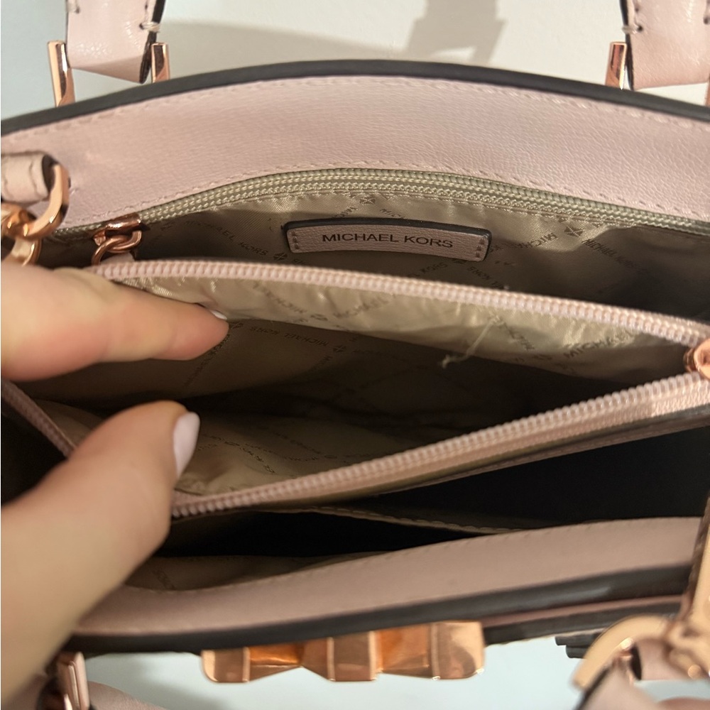 Michael Kors Handbag - Picture 4 of 10